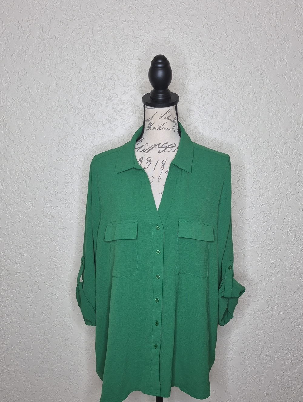 Auneliege Button Front Shirt Green Size‎ 2X